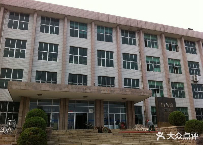山东大学千佛山校区有本科生吗,山东大学千佛山校区都有什么学生