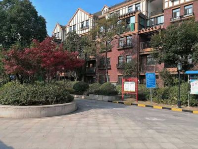 招商虹桥公馆二手房出售,招商虹桥公馆二期比一期贵吗
