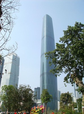 广州西塔怎么上去,广州西塔里面是干什么的