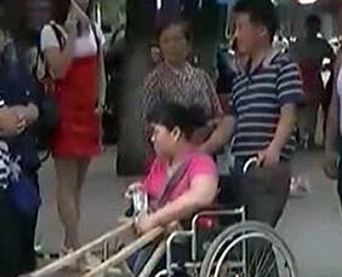 父子怎么转让房产