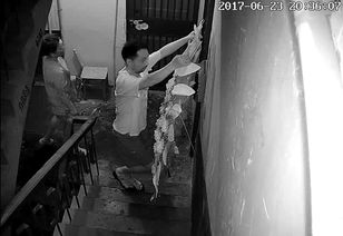 母亲和公公争房产怎么办
