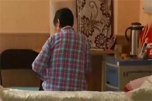 老人房产怎么给孙女