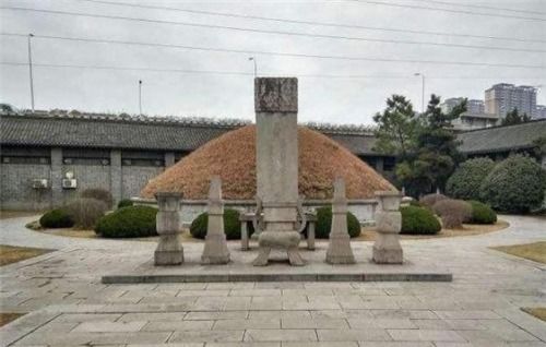 老家墓地怎么登记房产