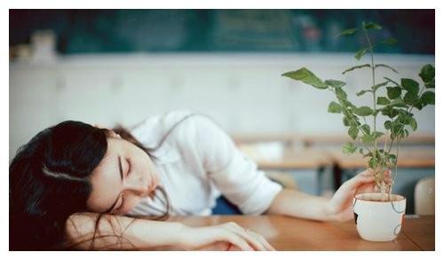 男人带媳妇看房产怎么说